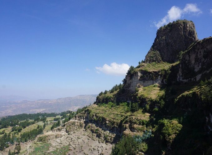 Expertos en viajes a Etiopía, As experts on Ethiopian Tourism, we provide professional and guaranteed travel services all over Ethiopia. Book to Ethiopia with us at tare@guiaetiopia.com