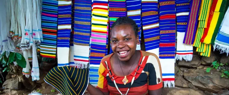 konso woman in the market