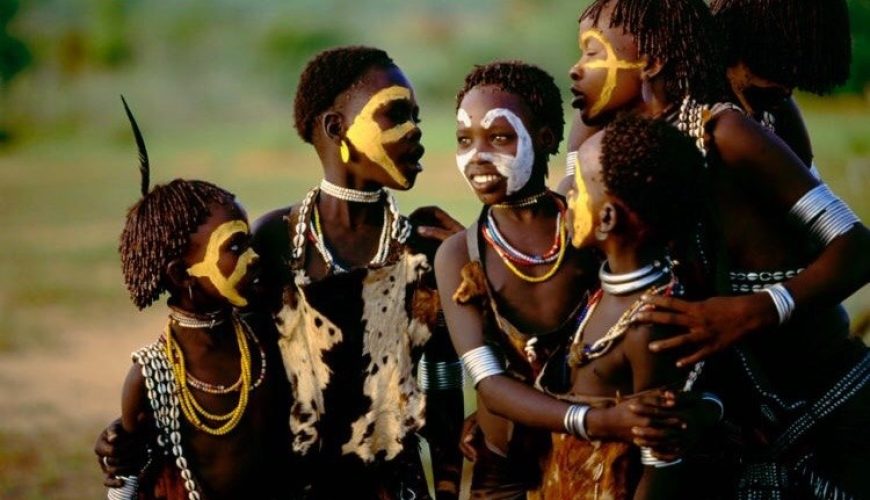 hamer tribes kids in turmi village